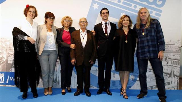 Javier Fernández recibe la Medalla de Oro de Madrid
