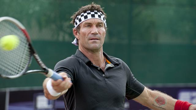 Pat Cash urges Wimbledon to 'stay strong' over deny Maria Sharapova wildcard