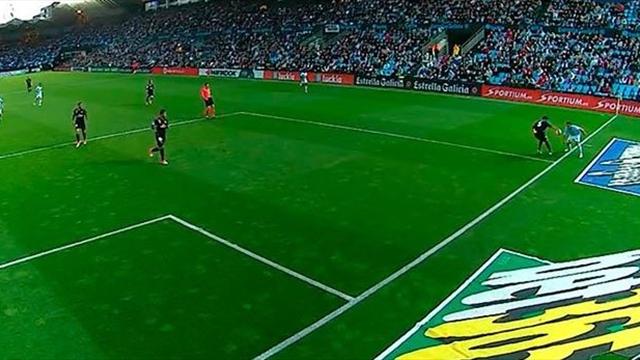 Polémica: Iago Aspas, expulsado por una mano de Varane y un posible penalti de Ramos sobre él