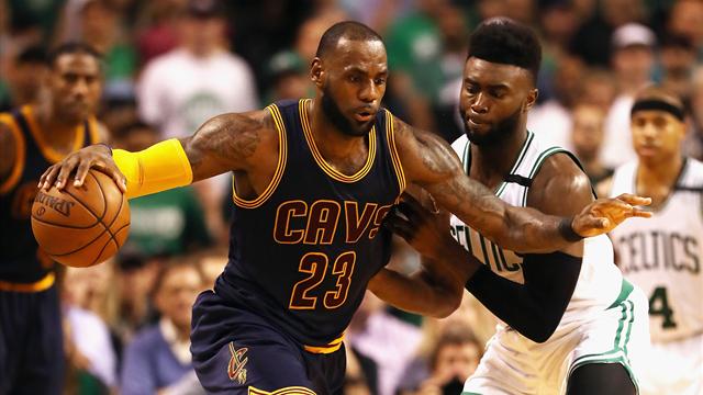 Encore trop fort, LeBron James a démoli la défense des Celtics
