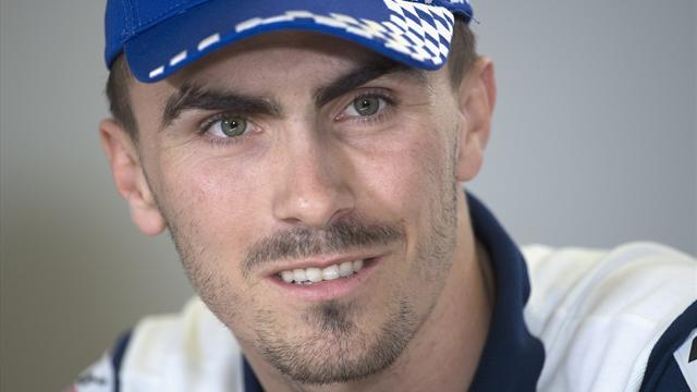 Loris Baz a présenté son nouveau casque en Live Facebook
