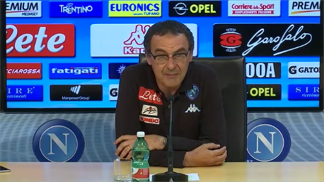 Sarri: "Il Napoli dà il 100% solo con la sua filosofia" Sarri: "Il Napoli dà il 100% solo con la sua filosofia"