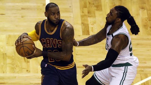 LeBron lights up the Garden as Cavs crush Celtics