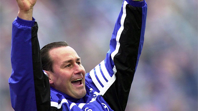 20 Jahre Eurofighter: Schalke verabschiedet "Jahrhunderttrainer" Stevens 20 Jahre Eurofighter: Schalke verabschiedet "Jahrhunderttrainer" Stevens