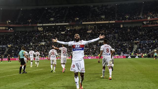 Lacazette atteint la barre des 100 et soigne ses adieux