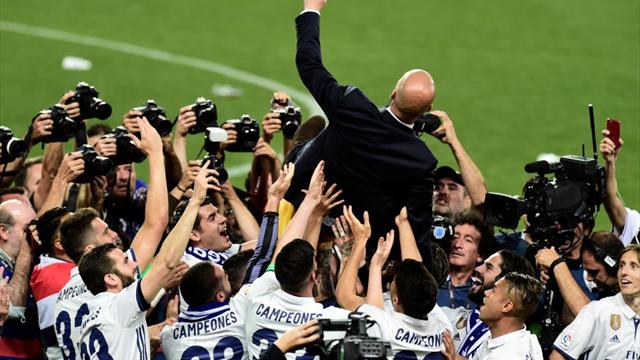 Zidane a déjà tous les trophées, mais la Liga est sa "plus grande émotion" Zidane a déjà tous les trophées, mais la Liga est sa "plus grande émotion"