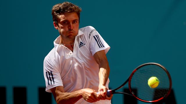 A Lyon, Simon s’en sort difficilement contre Medvedev
