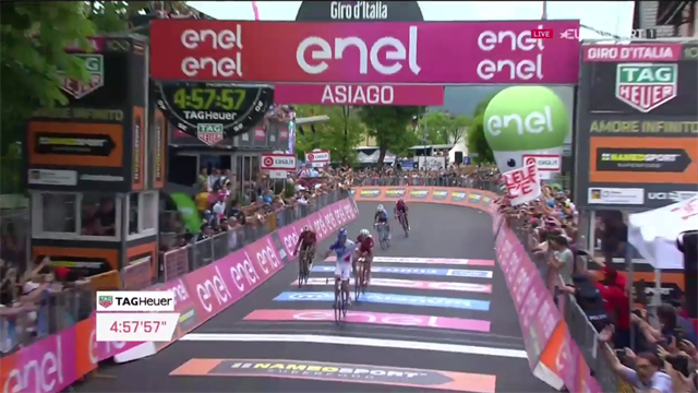 Pinot vince la volata dei big davanti a Zakarin e Nibali! Dumoulin perde 15" Pinot vince la volata dei big davanti a Zakarin e Nibali! Dumoulin perde 15"