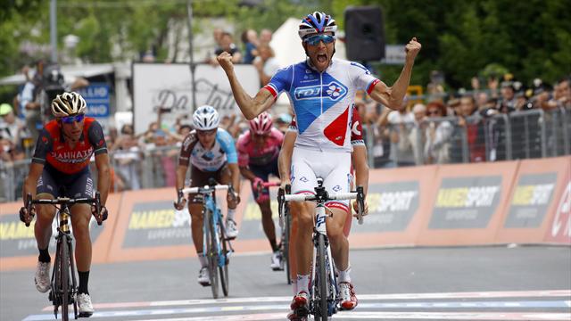 En patron, Pinot a réglé les favoris dans un sprint parfaitement maîtrisé : l'arrivée en vidéo