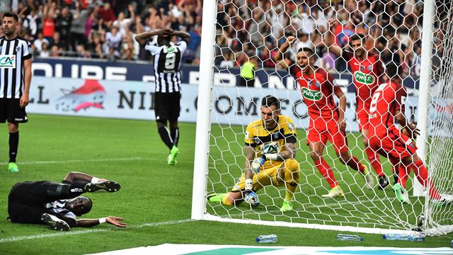 91e minute : le malheureux Cissokho offre le sacre au PSG