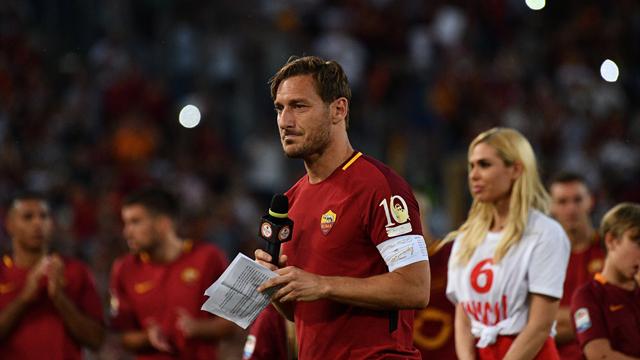 Mercato - De Rossi verso il rinnovo: raccoglierà il testimone di Totti Mercato - De Rossi verso il rinnovo: raccoglierà il testimone di Totti