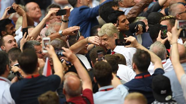 Thierry Henry warns Arsene Wenger: Arsenal must win title after new deal