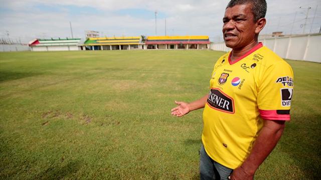 Cesar Farias no da crédito al fútbol colombiano Cesar Farias no da crédito al fútbol colombiano