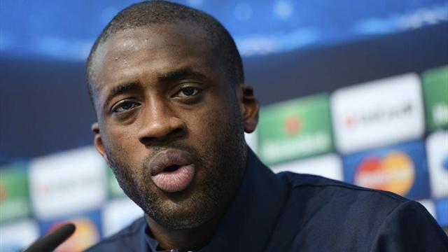 Yaya Touré extiende su contrato con el City por un año más