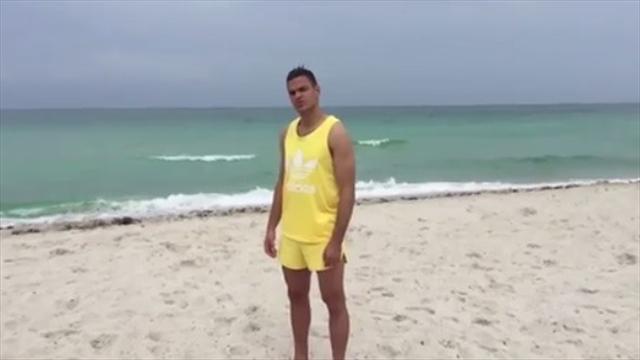 Seul sur la plage, Ben Arfa publie (encore) une curieuse vidéo