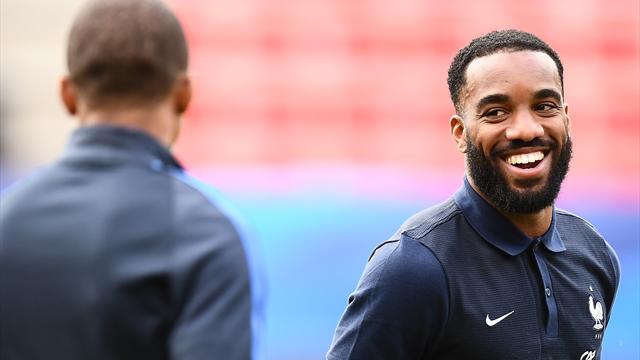 Lacazette : « Je vais tout faire pour disputer le Mondial 2018 avec les Bleus »