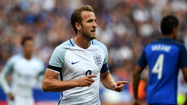 Sur sa première action, Kane a fait taire le Stade de France
