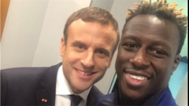 En coulisses, Mendy s’est fait plaisir en s’offrant un selfie avec un célèbre membre de la #TeamOM