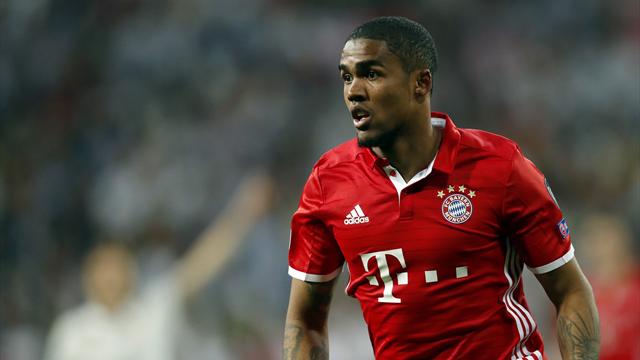 Douglas Costa à la Juventus, c'est officiel