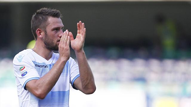 Calciomercato Lazio, sorpresa De Vrij: rinnovo con clausola Calciomercato Lazio, sorpresa De Vrij: rinnovo con clausola