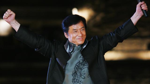 Экипаж Джеки Чана выиграл «24 часа Ле-Мана» в зачете частных команд