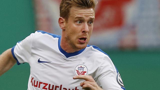 Würzburger Kickers verpflichten Abwehrspieler Ahlschwede