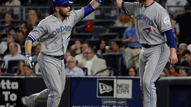 7-3. Martin y Morales castigan con jonrones a los Medias Blancas