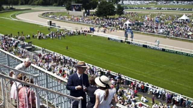 Longines Prix de Diane 2017, vince Senga