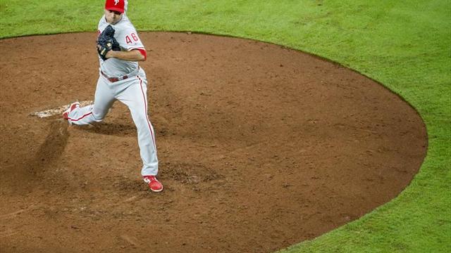 5-4. Fuentes pega su primer jonrón y da el triunfo a los Diamondbacks