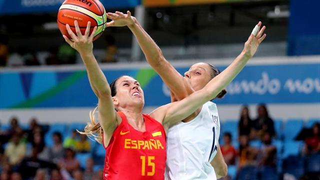 La latina Taurasi es la nueva líder encestadora en la historia de la WNBA
