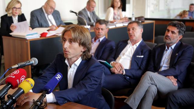 Modric visé par une enquête pour faux témoignage