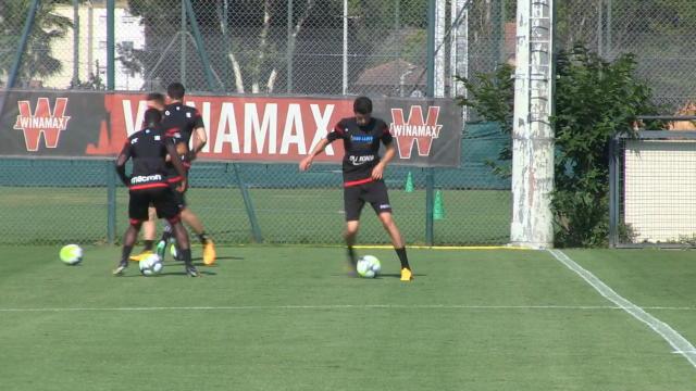 Les Aiglons et leurs recrues de retour à l'entrainement Les Aiglons et leurs recrues de retour à l'entrainement