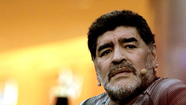 Maradona: "Messi no es mucho mejor que Cristiano Ronaldo"