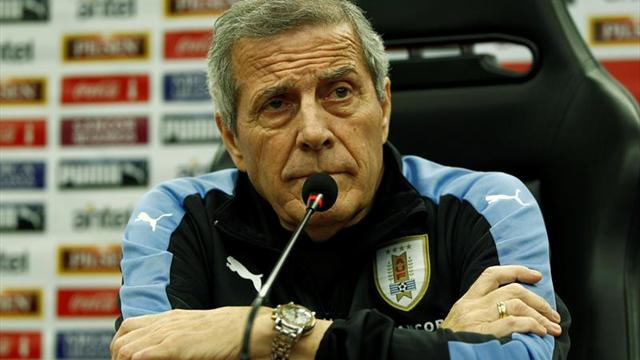 Tabárez respalda a Coito para que siga al frente de la sub'20 de Uruguay