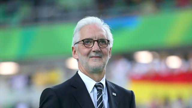 Frenchman challenges British president of world cycling body Frenchman challenges British president of world cycling body