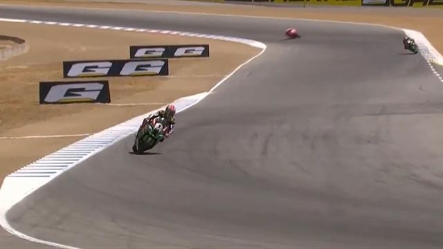 Rea trionfa in gara-2 a Laguna Seca, Davies terzo e Melandri quarto Rea trionfa in gara-2 a Laguna Seca, Davies terzo e Melandri quarto