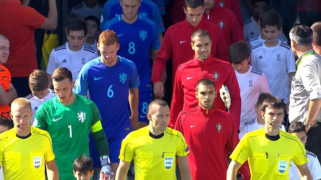 Une bourde du gardien néerlandais et le Portugal jouera le titre