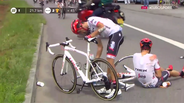 Tour de Francia 2017: Contador sufre dos nuevas caídas sin consecuencias Tour de Francia 2017: Contador sufre dos nuevas caídas sin consecuencias