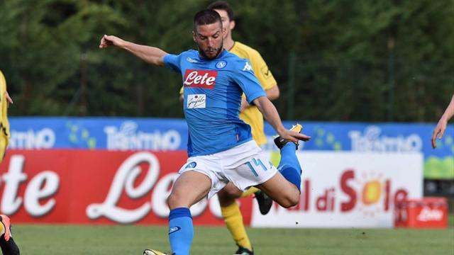 Napoli, è subito show: 17 gol alla Bassa Anaunia, 3 di Milik e 6 di Mertens