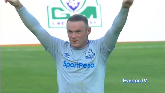 Par une frappe de 30 mètres, Rooney a fêté ses retrouvailles avec Everton Par une frappe de 30 mètres, Rooney a fêté ses retrouvailles avec Everton