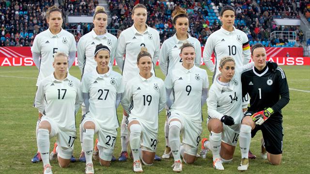 Popp stellt das DFB-Team vor: "Die kann feiern, bis sie umfällt!" Popp stellt das DFB-Team vor: "Die kann feiern, bis sie umfällt!"