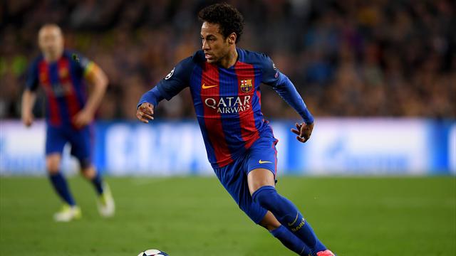 Neymar retrouve Barcelone, son agent historique arrive à Paris