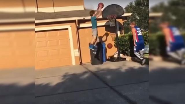 Le Drive by Dunk Challenge, le nouveau phénomène qui cartonne aux Etats-Unis Le Drive by Dunk Challenge, le nouveau phénomène qui cartonne aux Etats-Unis