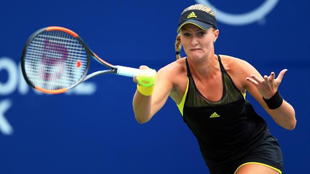 Une grosse heure et Mladenovic quitte déjà le Canada