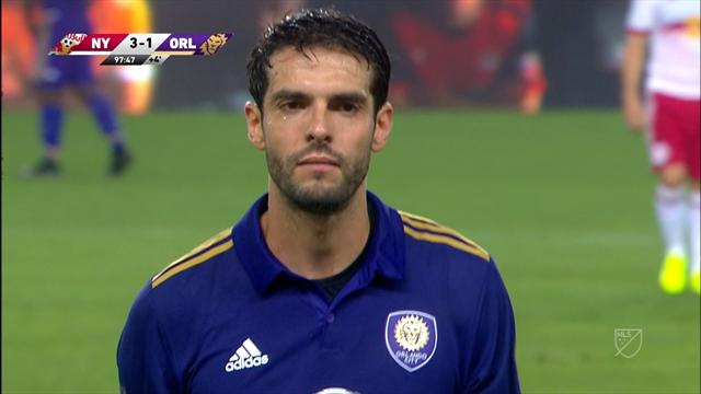 MLS: Polémica expulsión a Kaká por roja directa MLS: Polémica expulsión a Kaká por roja directa