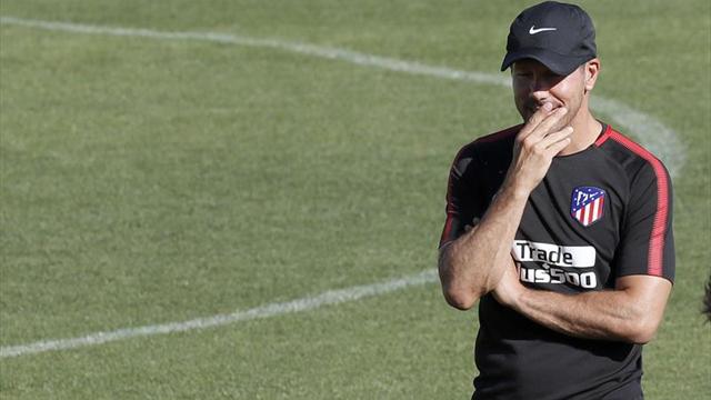 Simeone aguanta en la Liga de la inestabilidad en los banquillos