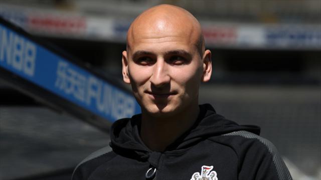 Jonjo Shelvey apologised to team-mates over red card in Tottenham defeat