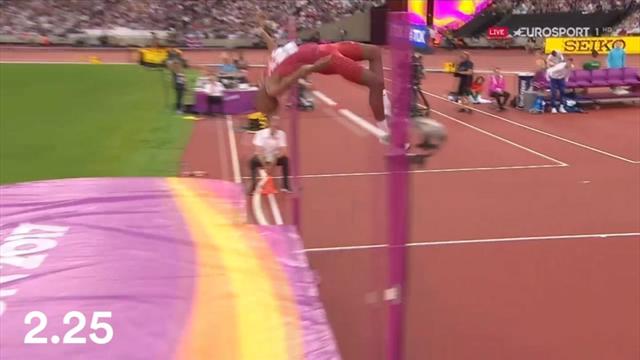 Barshim fenomenale: 5 salti perfetti e oro nel salto in alto Barshim fenomenale: 5 salti perfetti e oro nel salto in alto