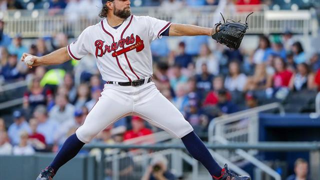 6-3. Dickey controla con sus serpentina a los Cardenales