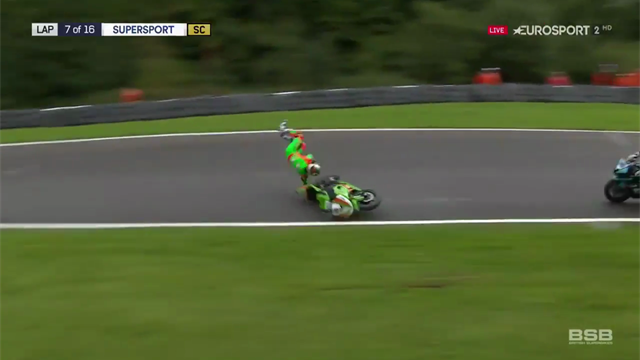 "Ohhhhh nooo!!!" Irwin crashes out of Supersport race "Ohhhhh nooo!!!" Irwin crashes out of Supersport race